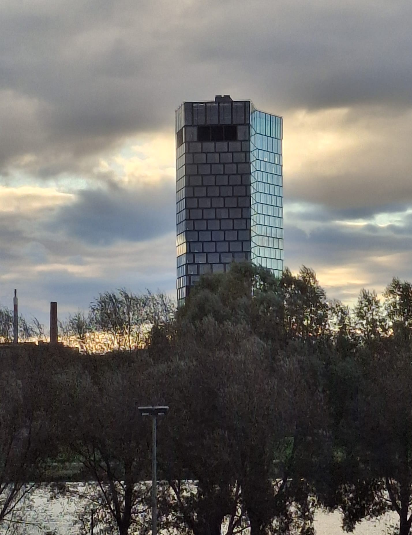 Featured image for “Quadrill/Tabakfabrik”